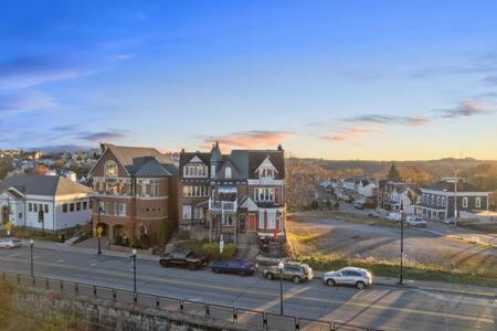 Апартаменты Charming Studio-Panoramic View-Your Pittsburgh Sanctuary Экстерьер фото