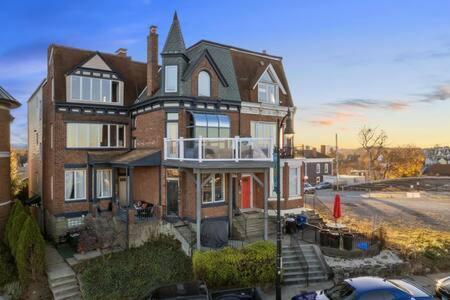 Апартаменты Charming Studio-Panoramic View-Your Pittsburgh Sanctuary Экстерьер фото