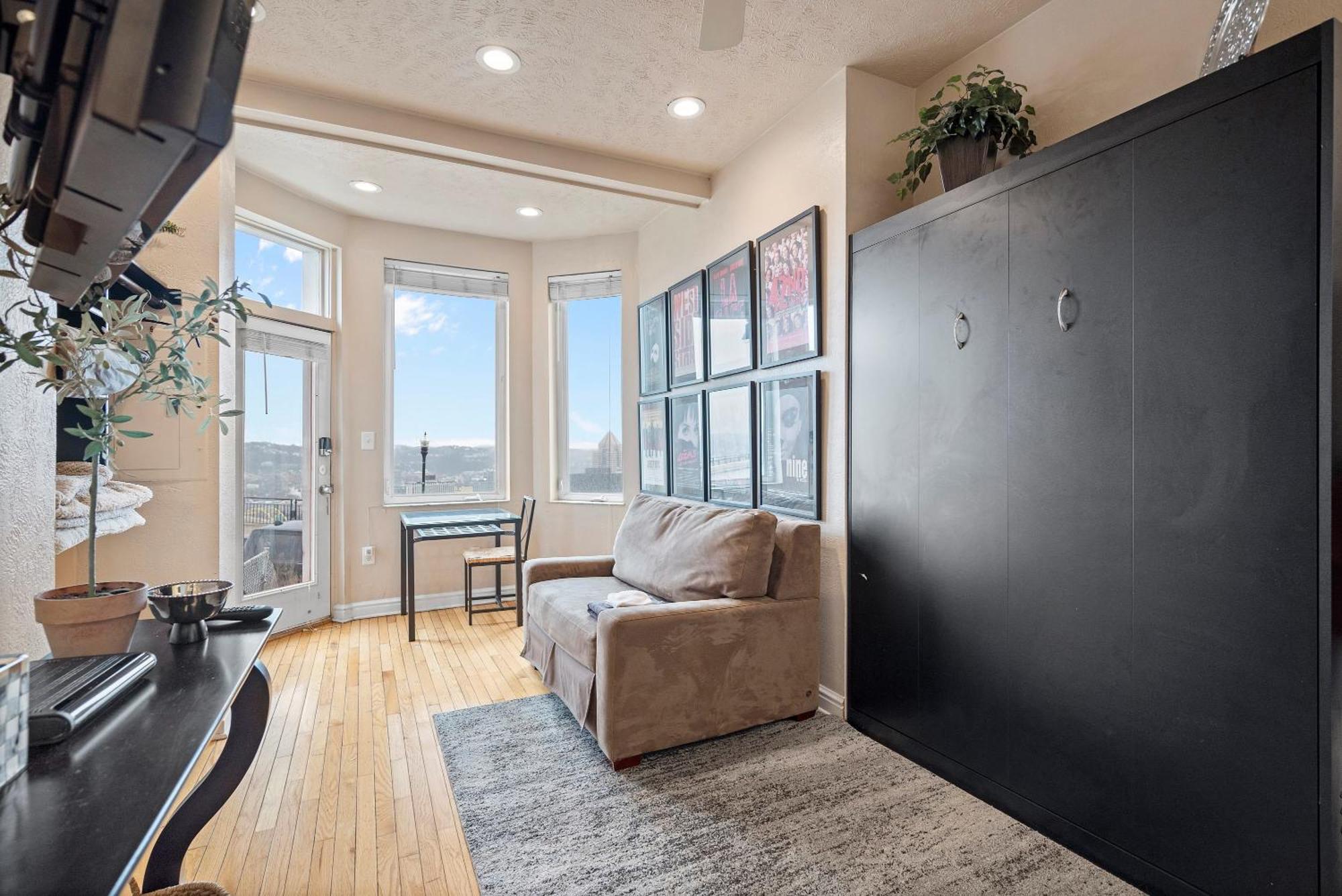 Апартаменты Charming Studio-Panoramic View-Your Pittsburgh Sanctuary Экстерьер фото